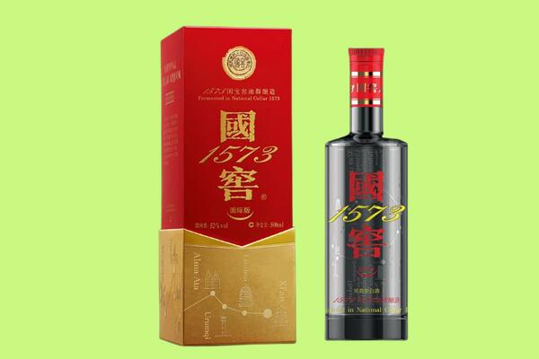 新乡获嘉县回收国窖1573.jpg